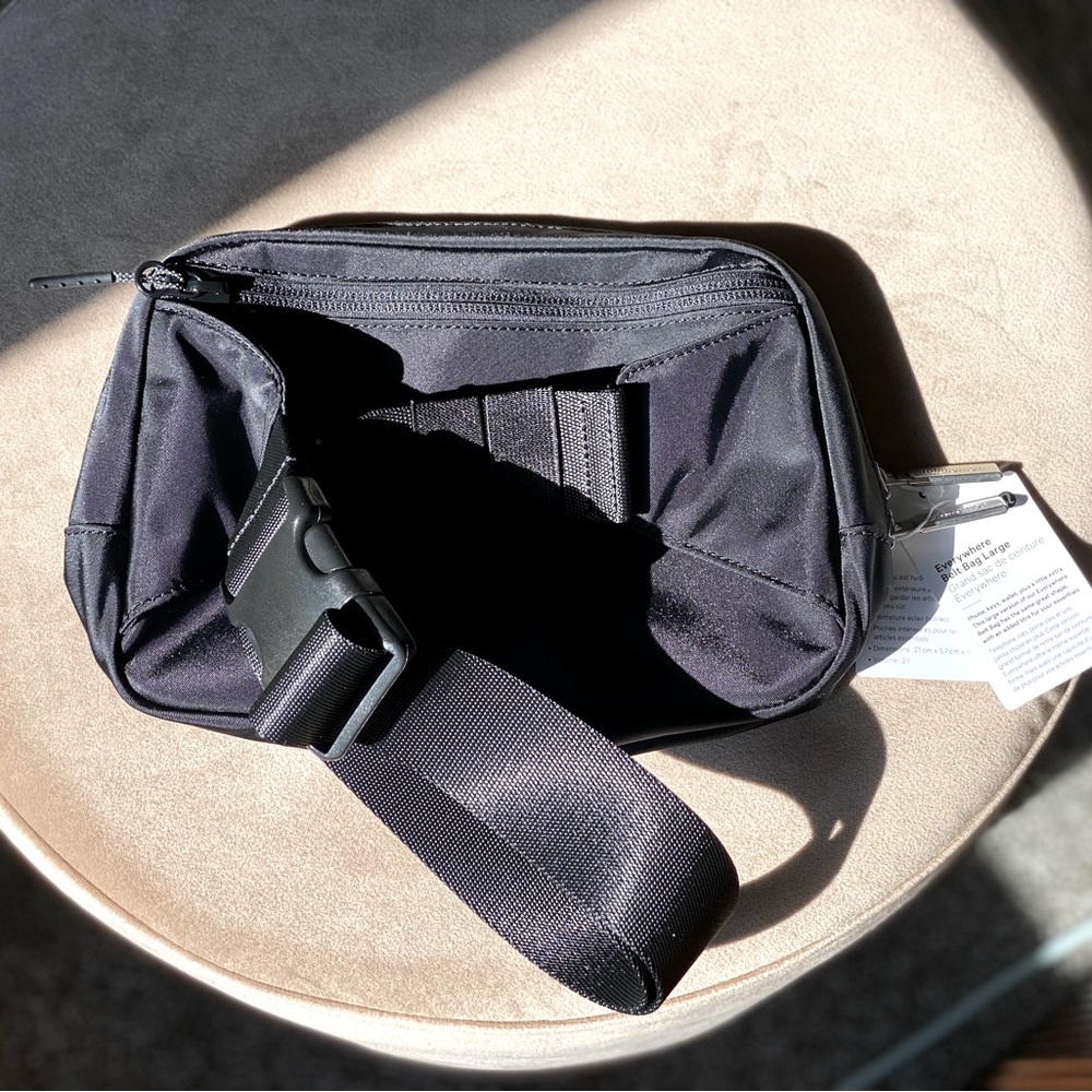NWT Lululemon Large Everywhere Belt Bag - Picture 6 of 7